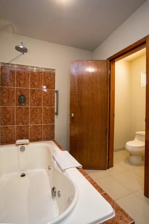 Auto Hotel Paraiso Inn Palenque Δωμάτιο φωτογραφία