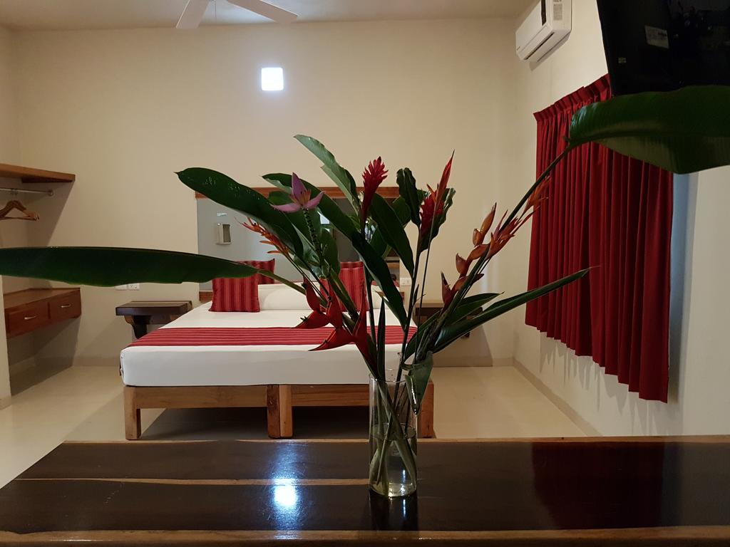 Auto Hotel Paraiso Inn Palenque Εξωτερικό φωτογραφία